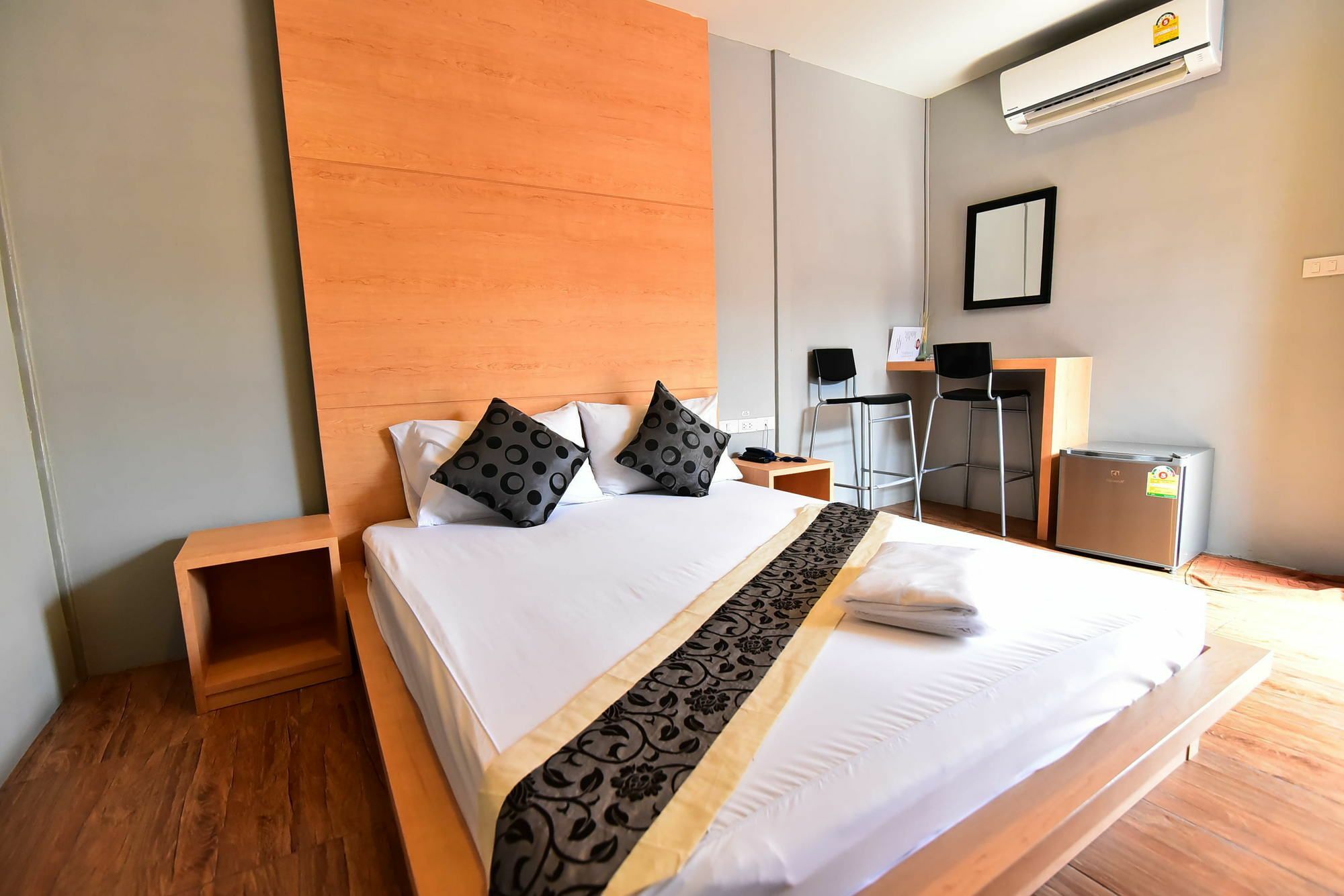 Love Box Resort Bangkok Buitenkant foto